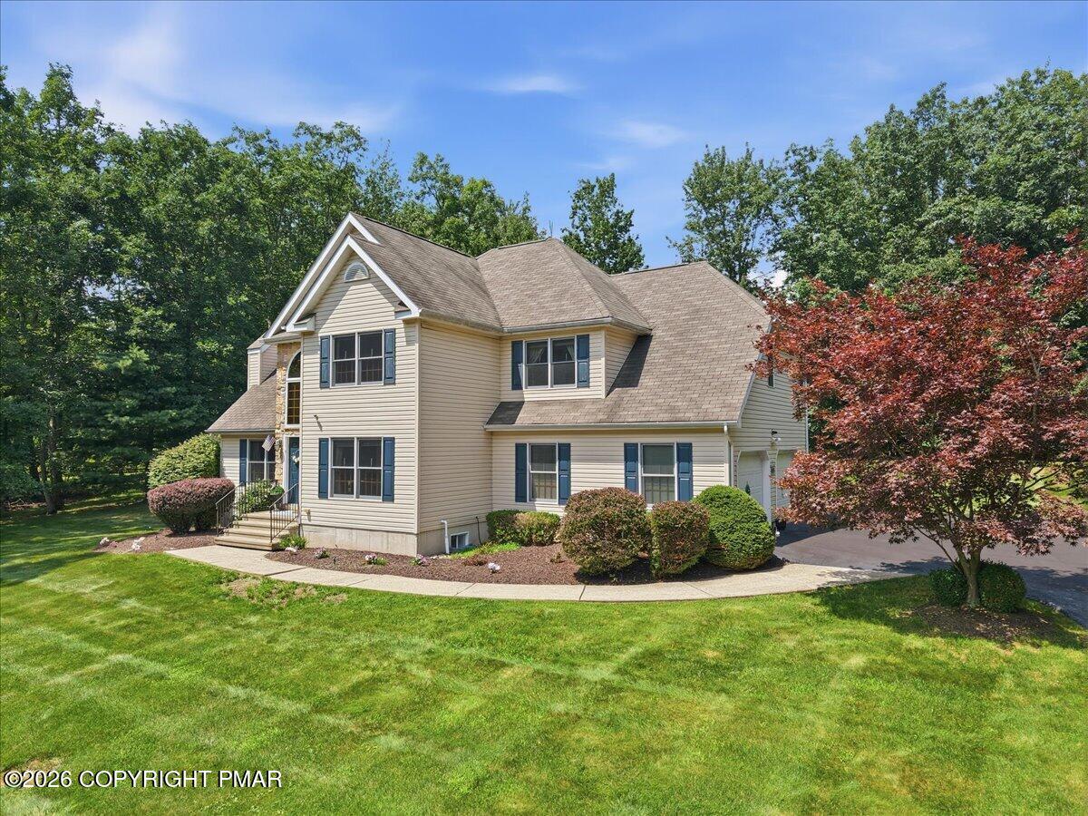 1220 Overlook Drive