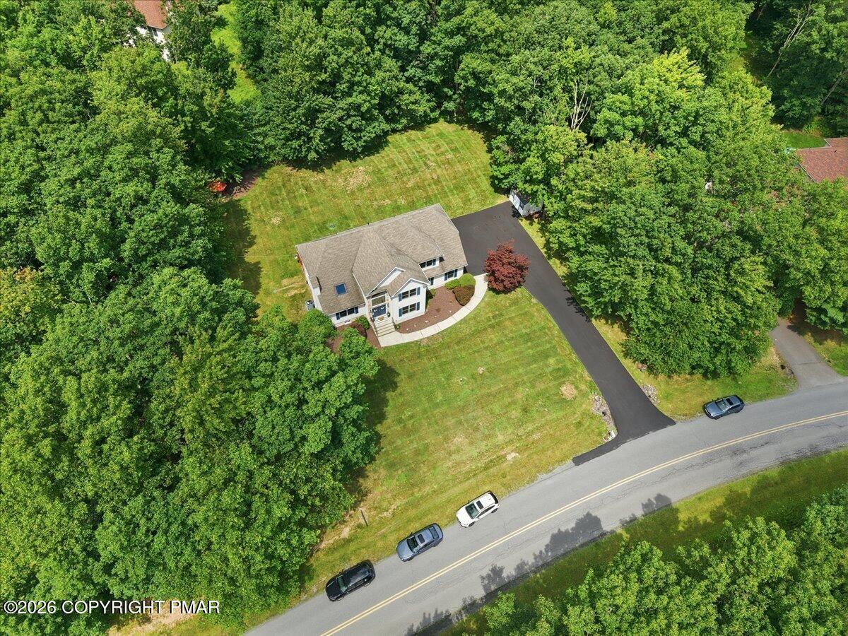 1220 Overlook Drive