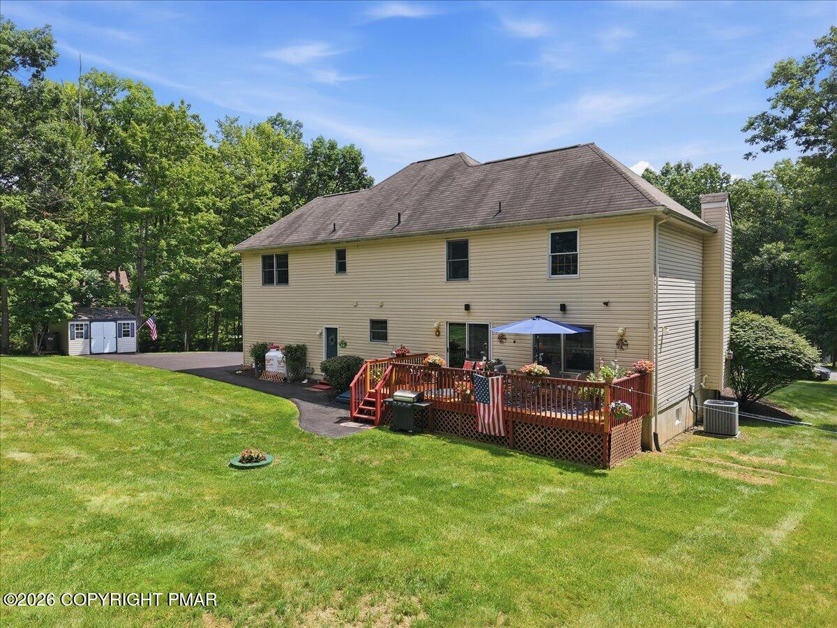 1220 Overlook Drive