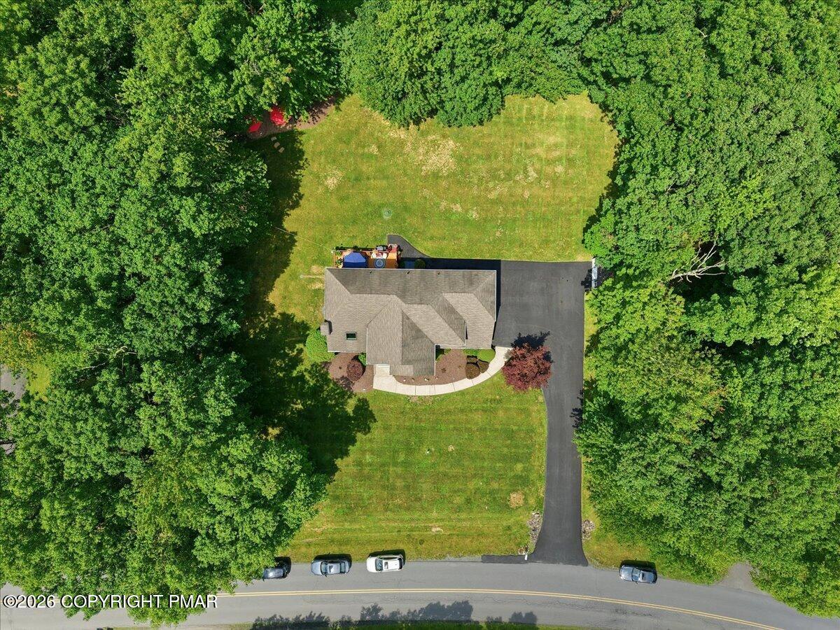 1220 Overlook Drive