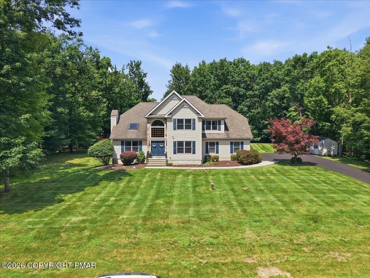 1220 Overlook Drive