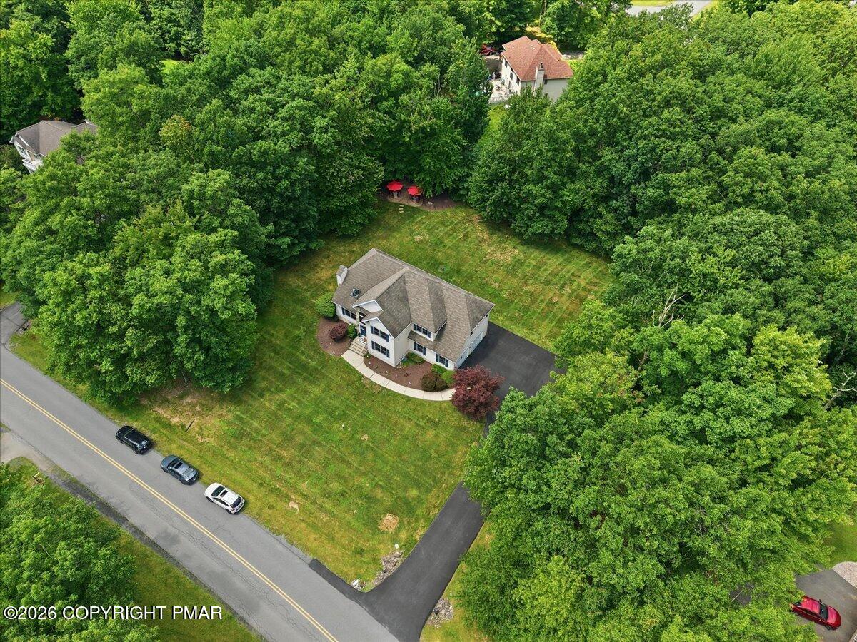 1220 Overlook Drive