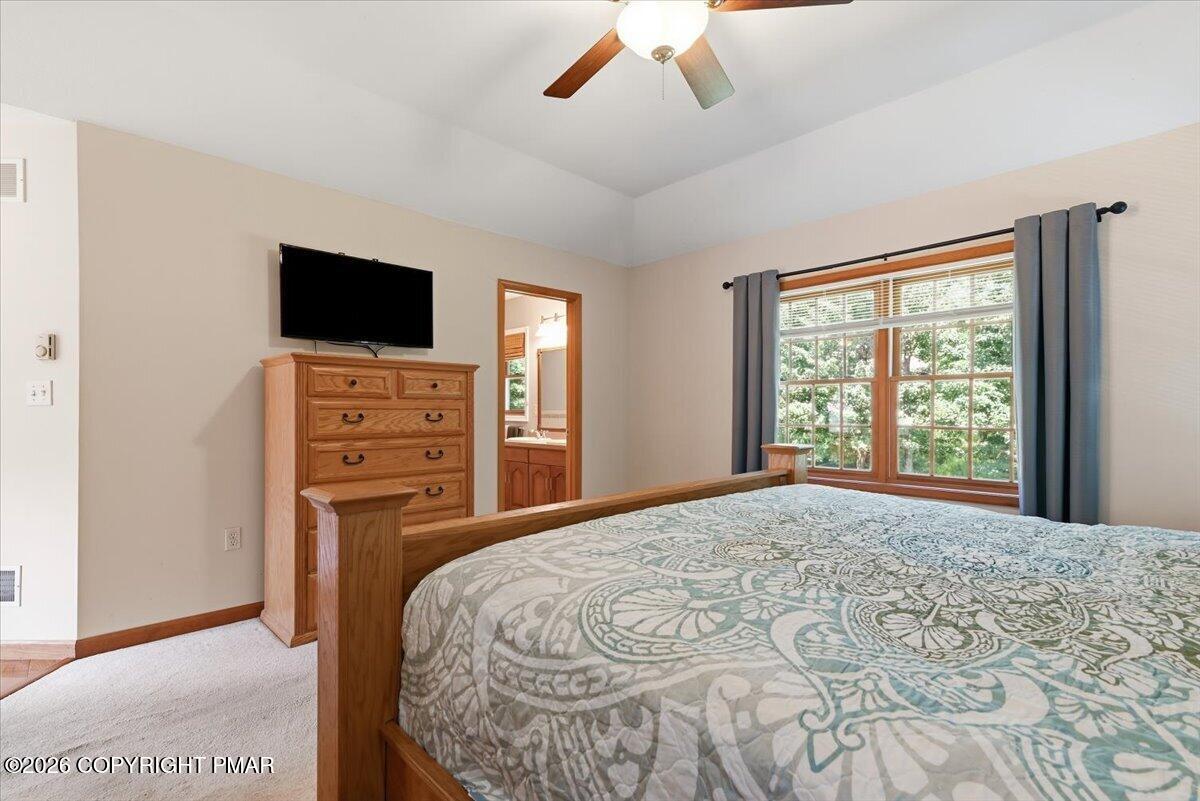 1220 Overlook Drive