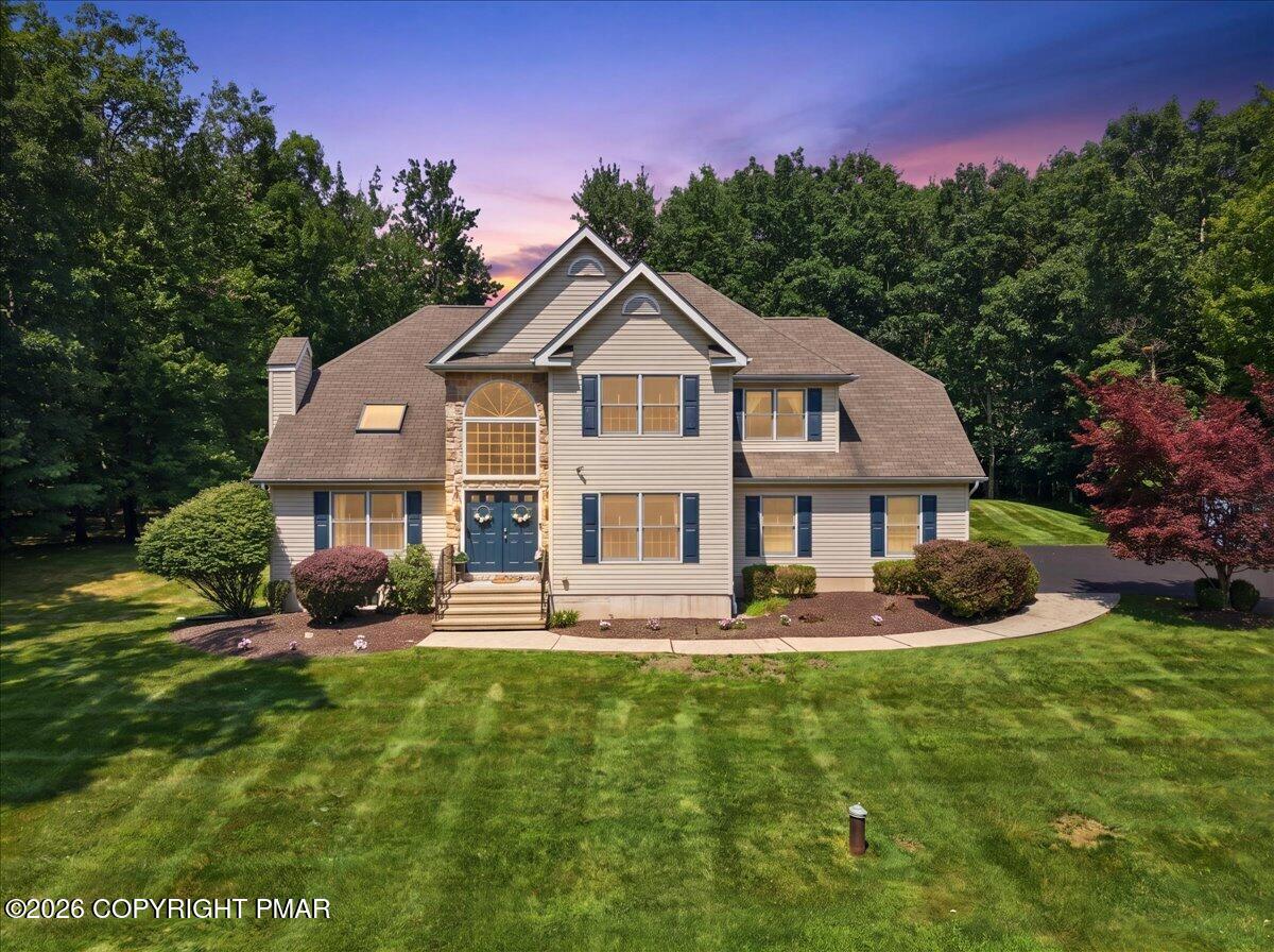 1220 Overlook Drive