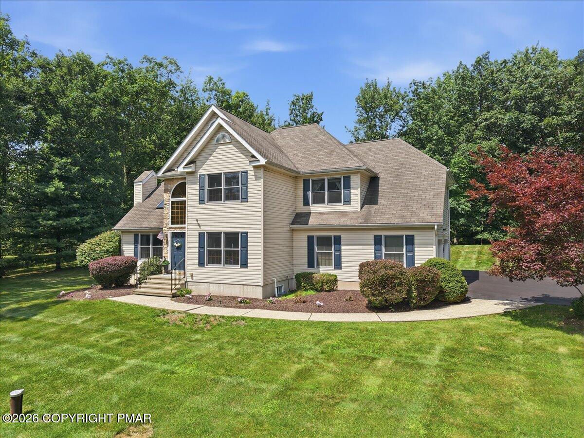 1220 Overlook Drive