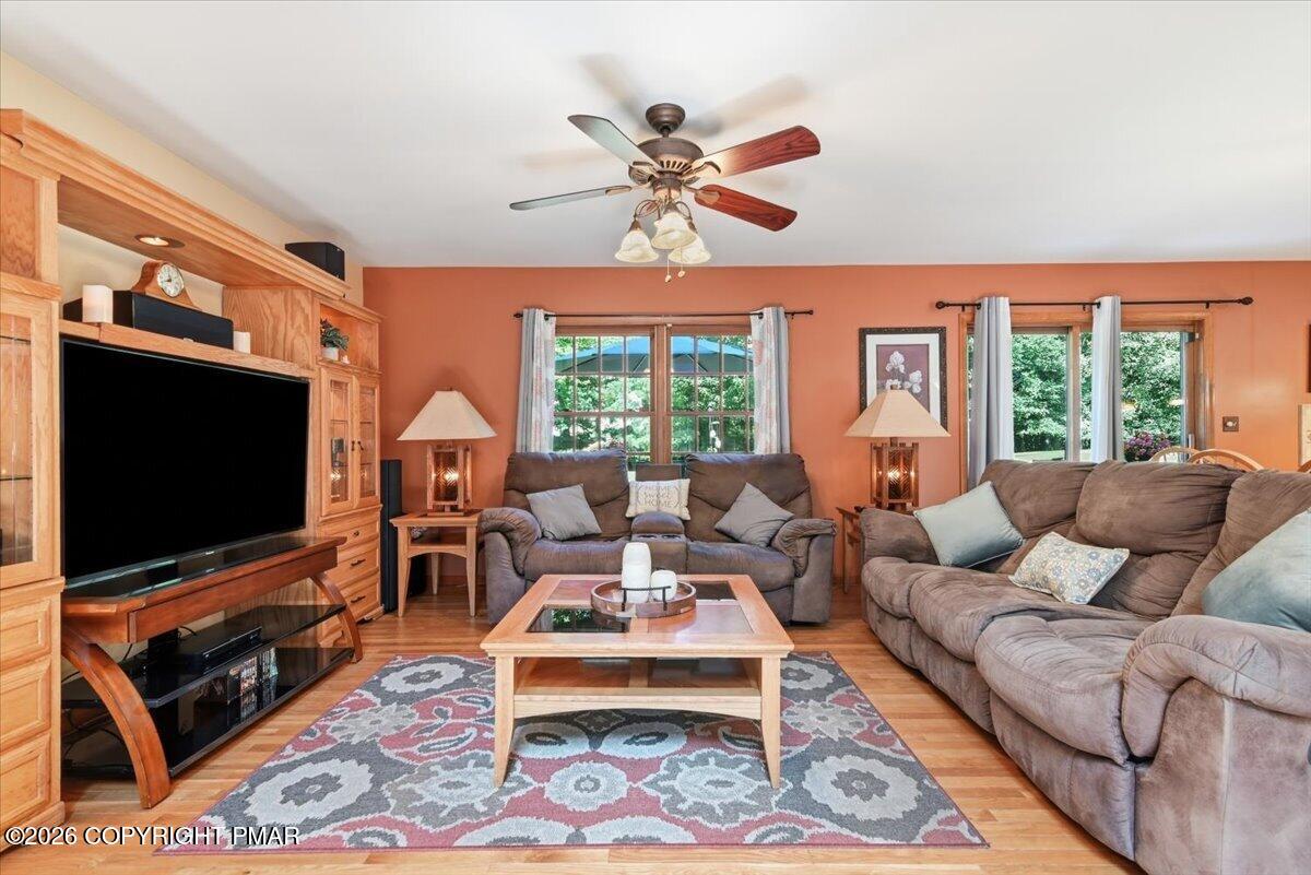 1220 Overlook Drive