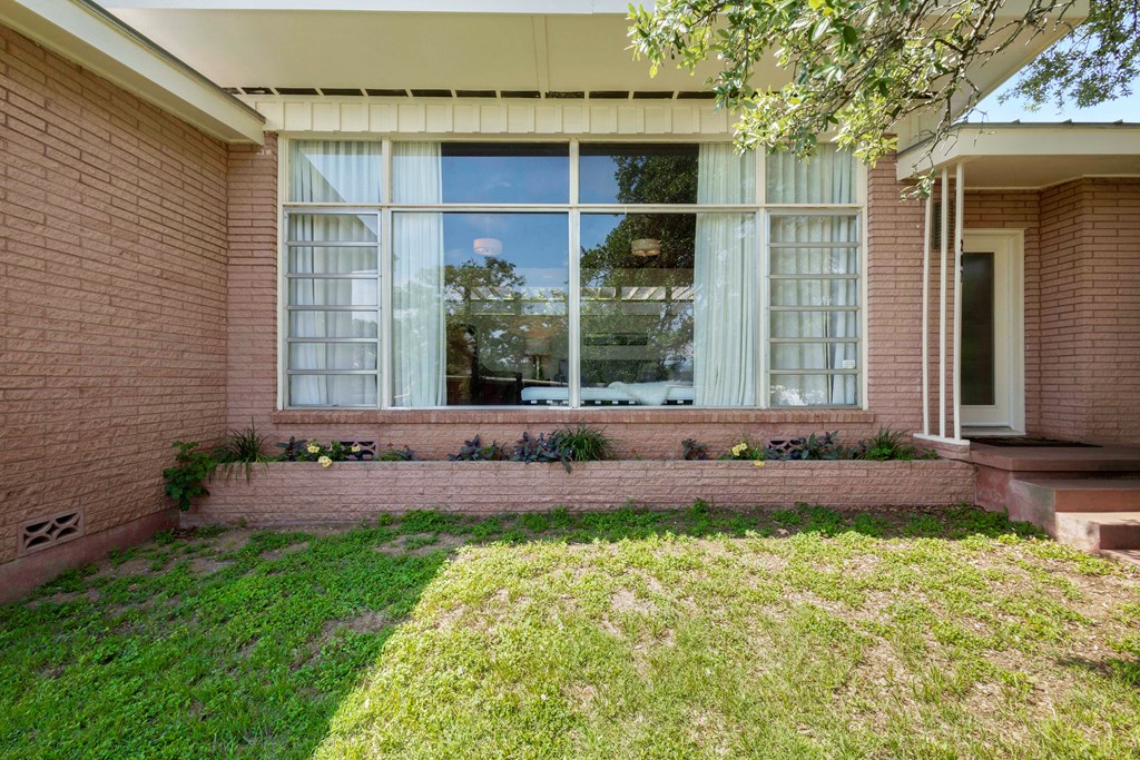 207 Walnut St