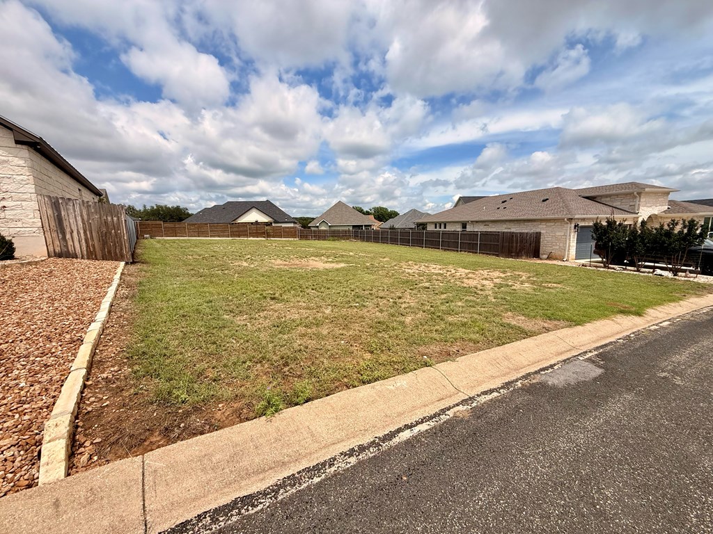 242 Dudley Way # 119