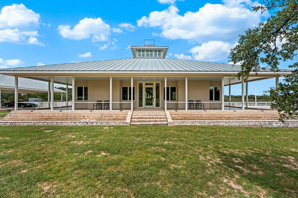 834 Northwood Hills Dr