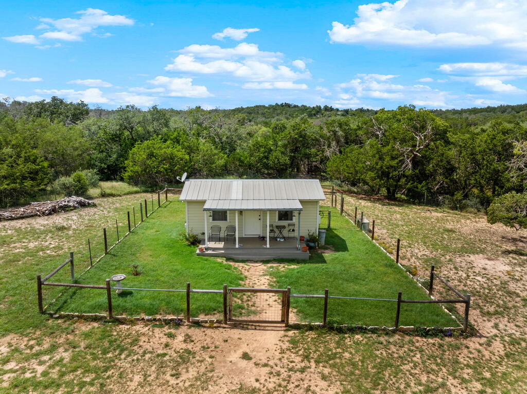 834 Northwood Hills Dr