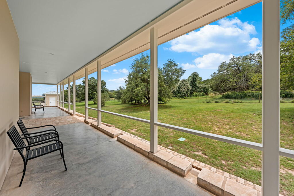 834 Northwood Hills Dr