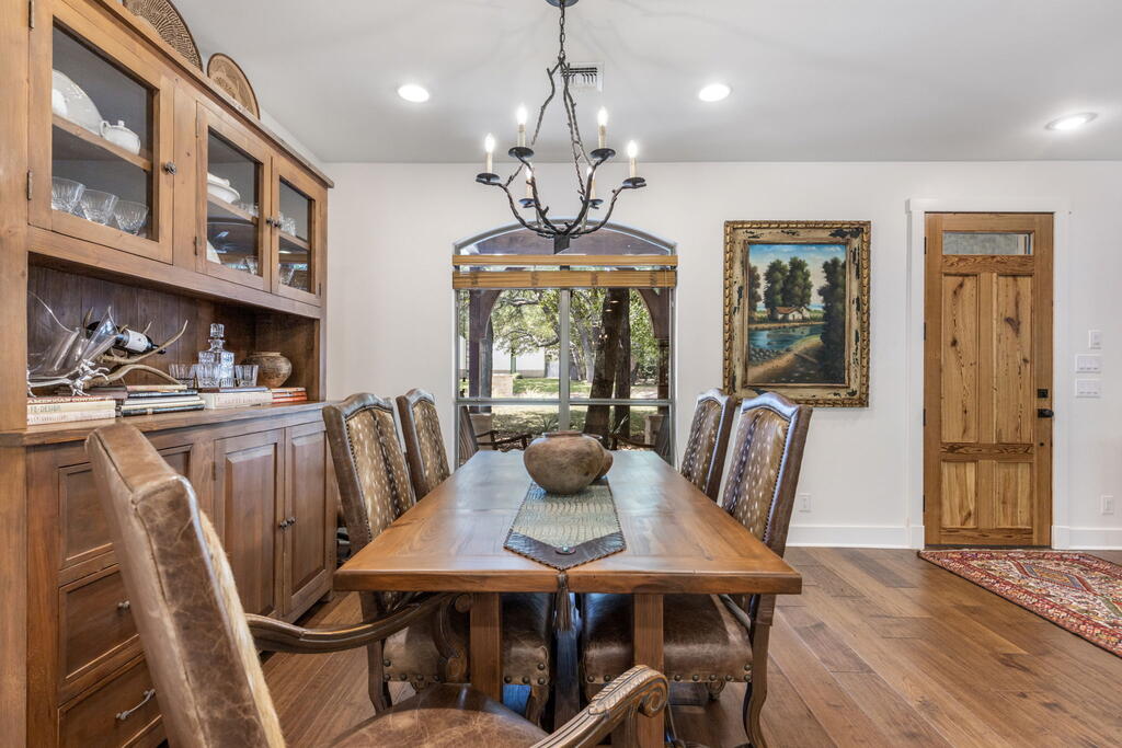 120 Tanglewood Dr