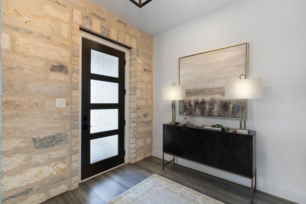 106 Madrona Lane