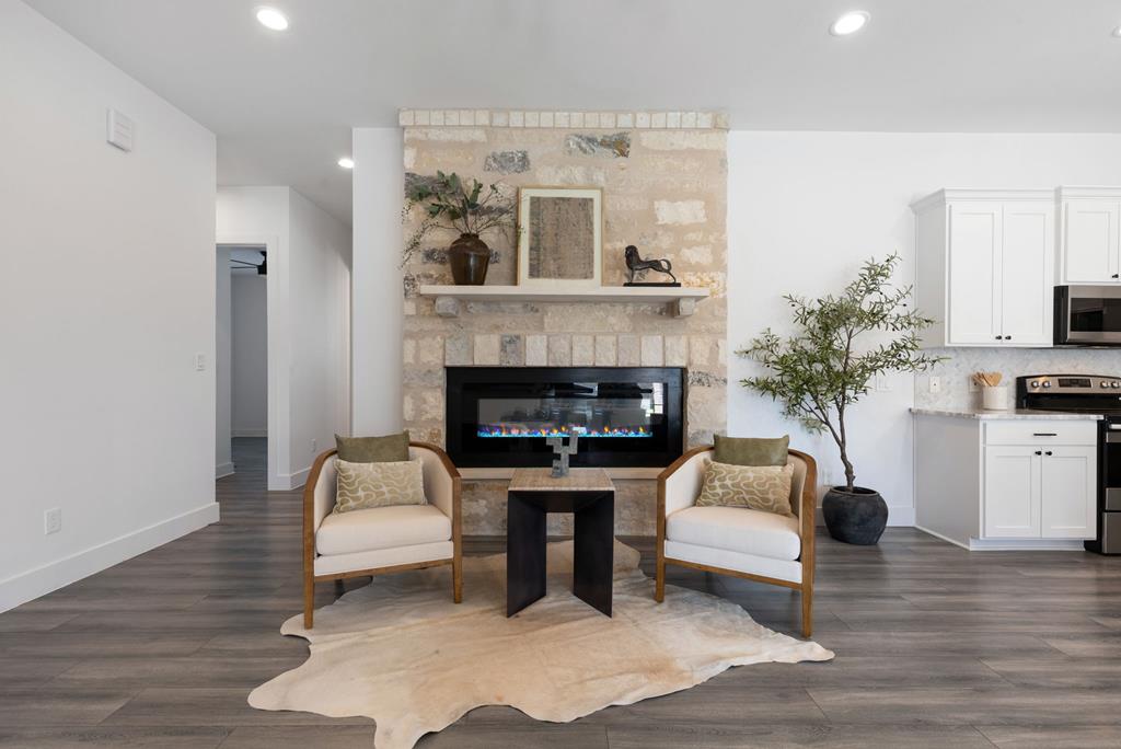106 Madrona Lane
