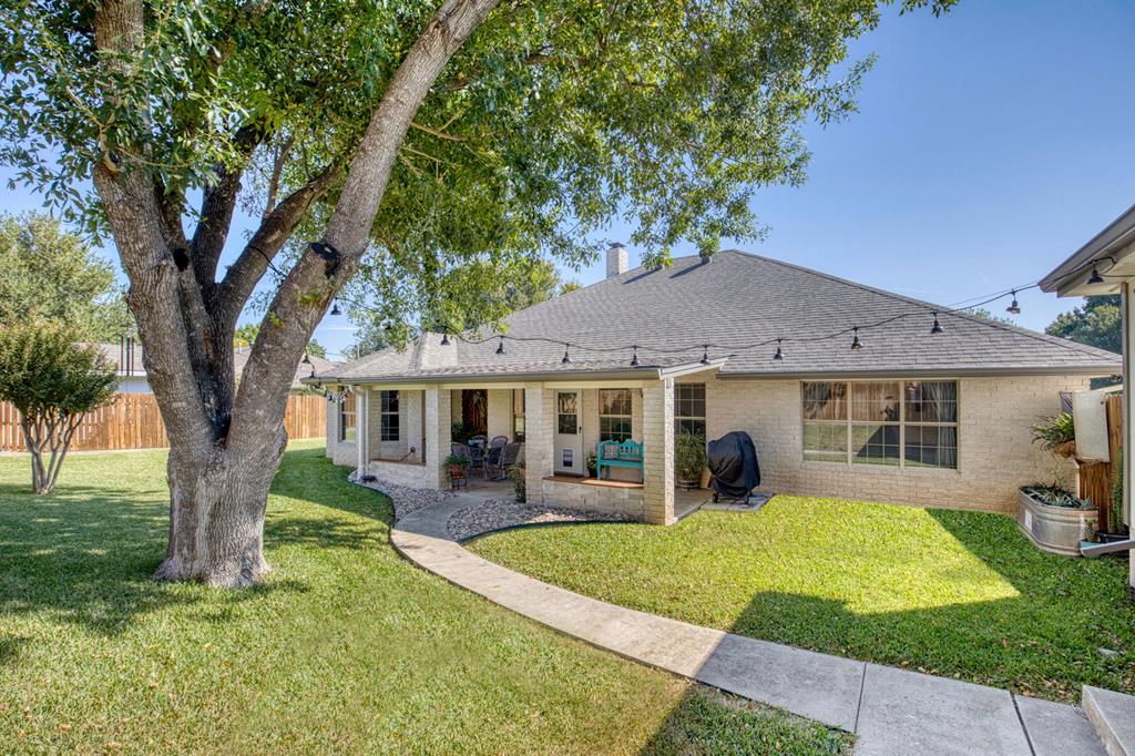 205 Edgewood Dr