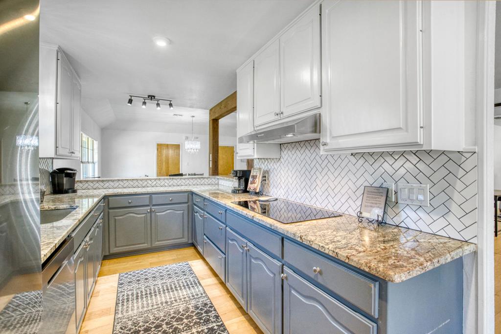 205 Edgewood Dr