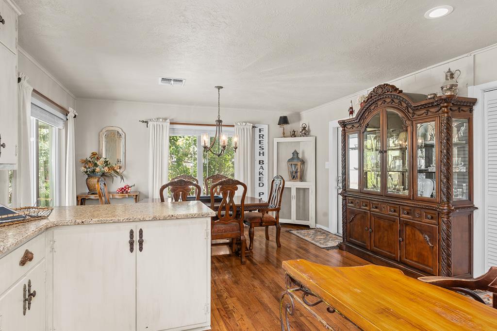 803 Poplar