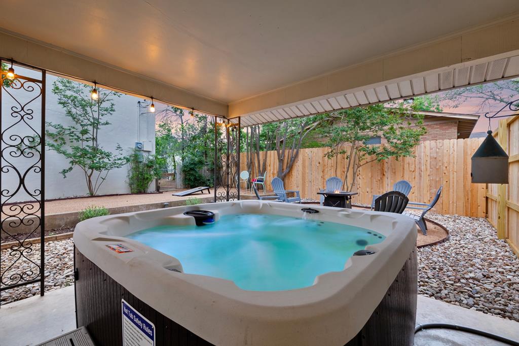 803 Poplar
