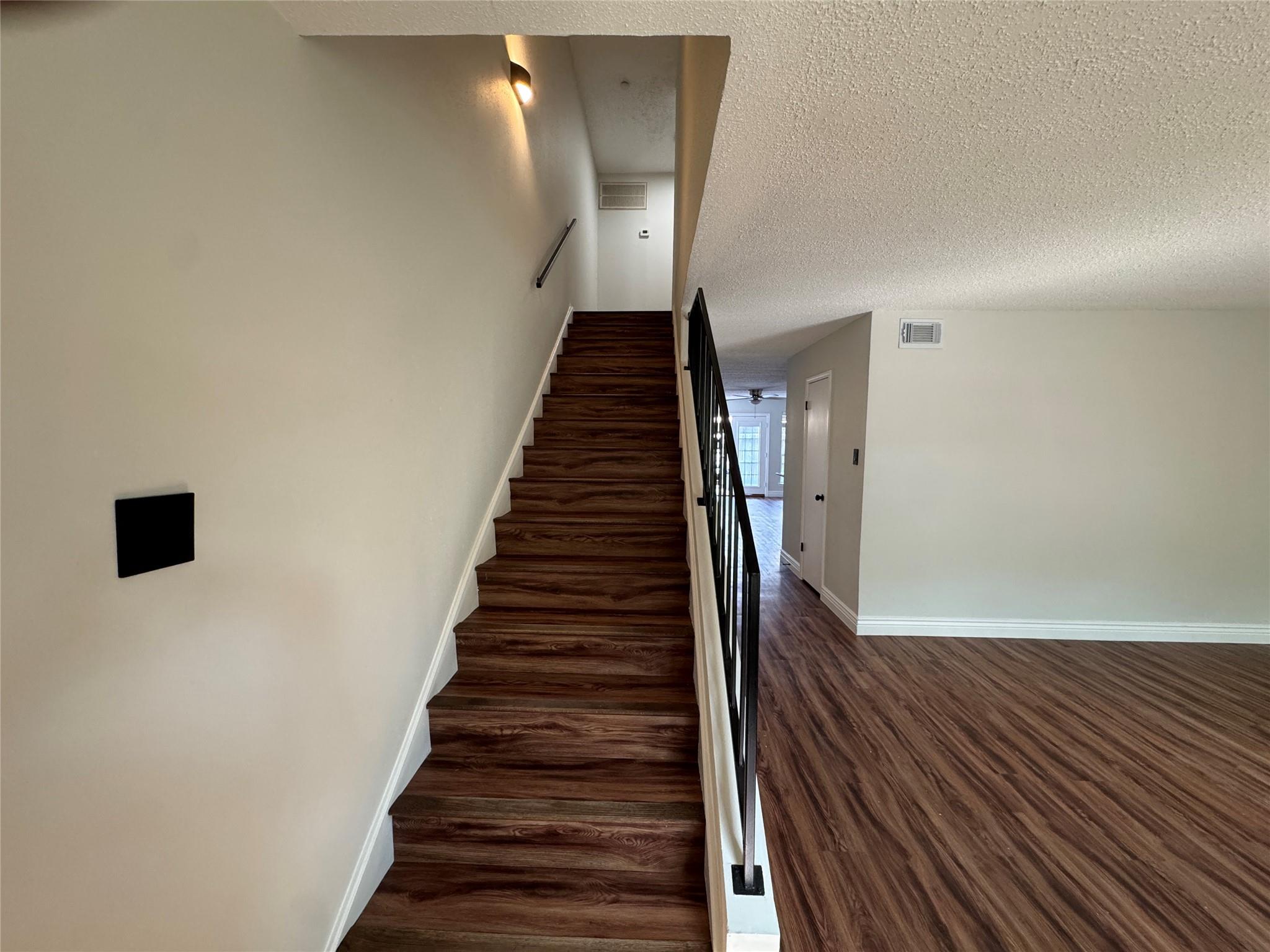 6512 Kentwick Drive, Houston