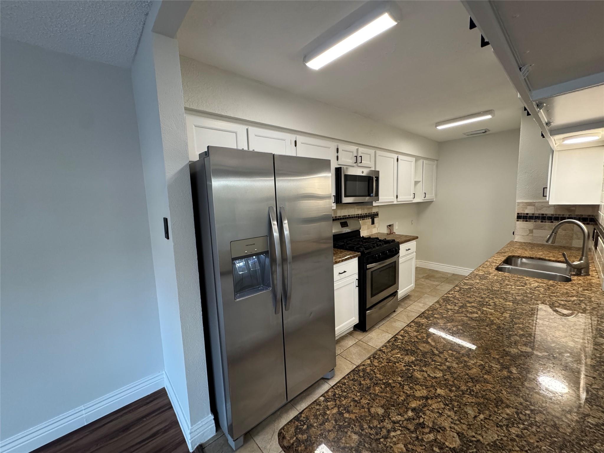 6512 Kentwick Drive, Houston