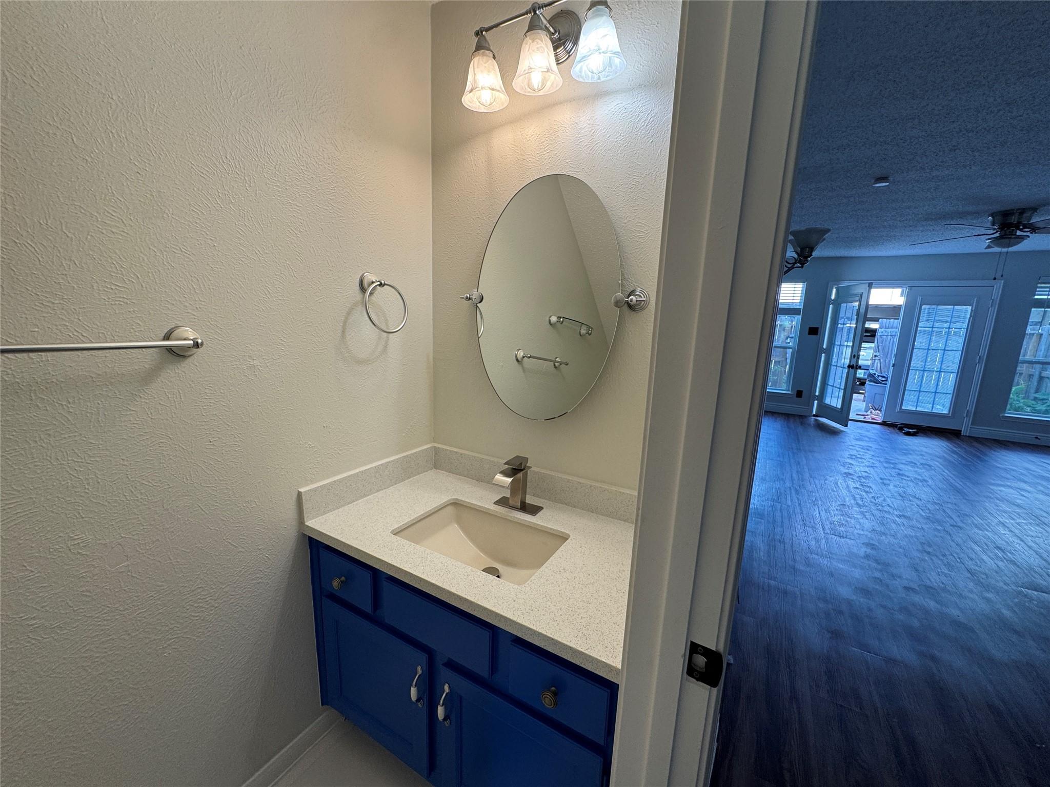 6512 Kentwick Drive, Houston