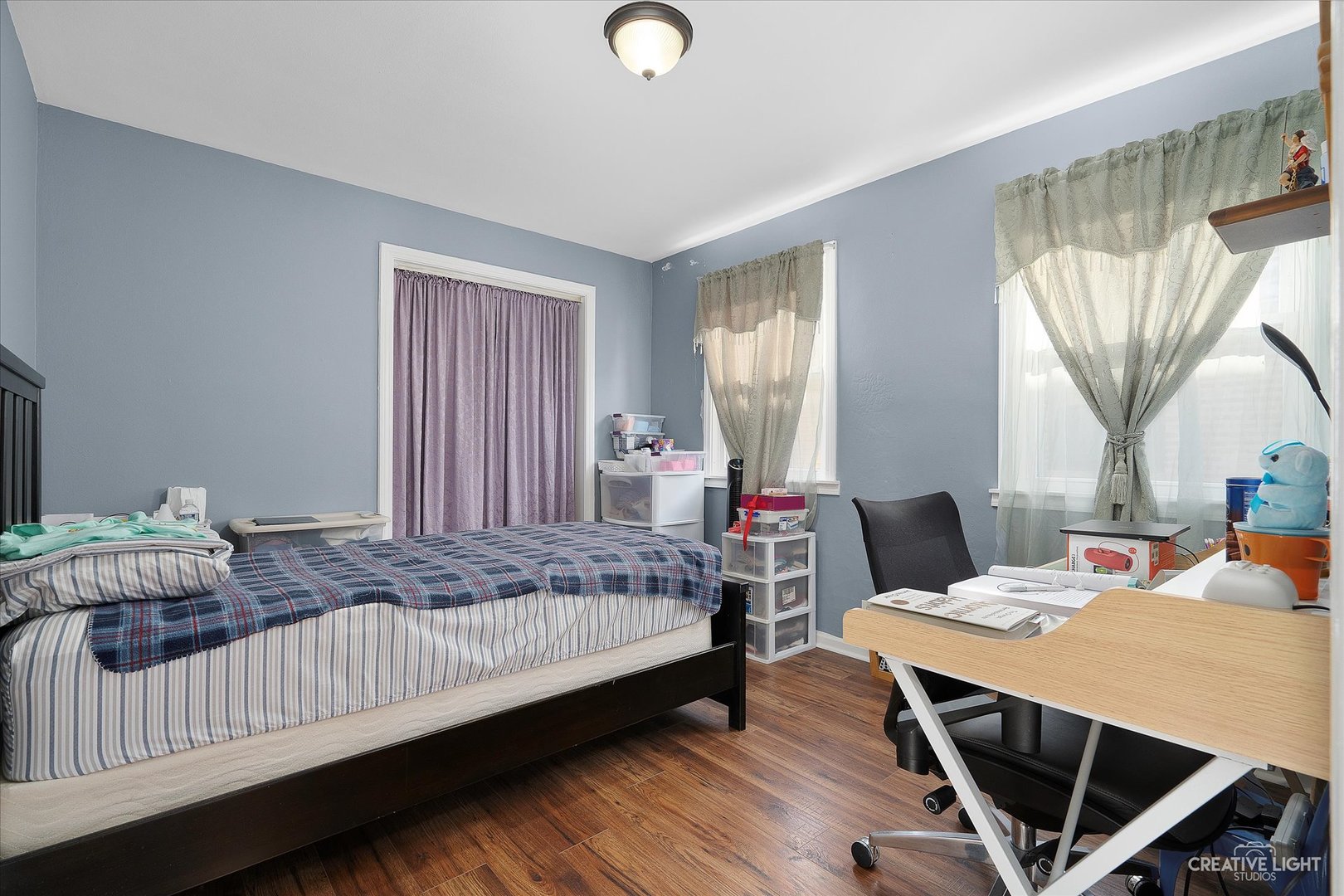 5940 N Virginia Avenue