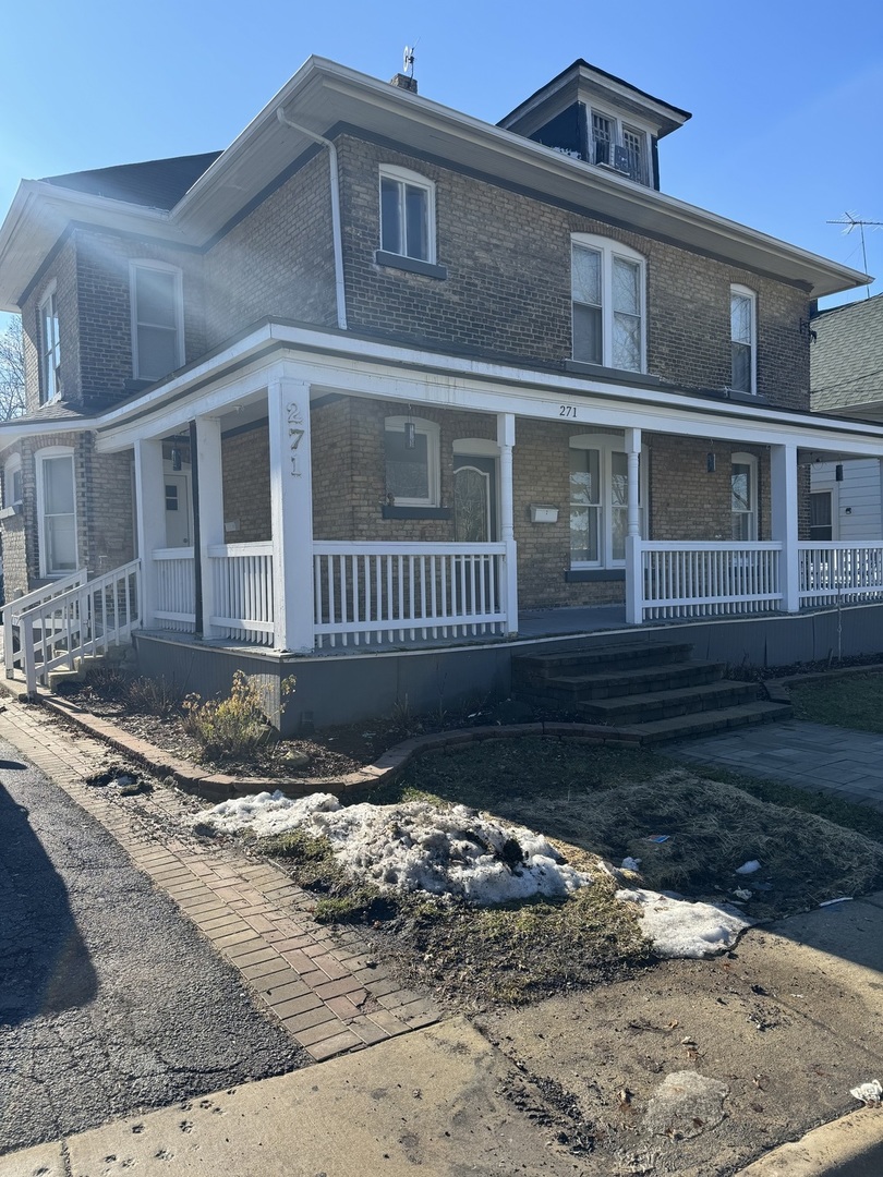 271 Lessenden Place