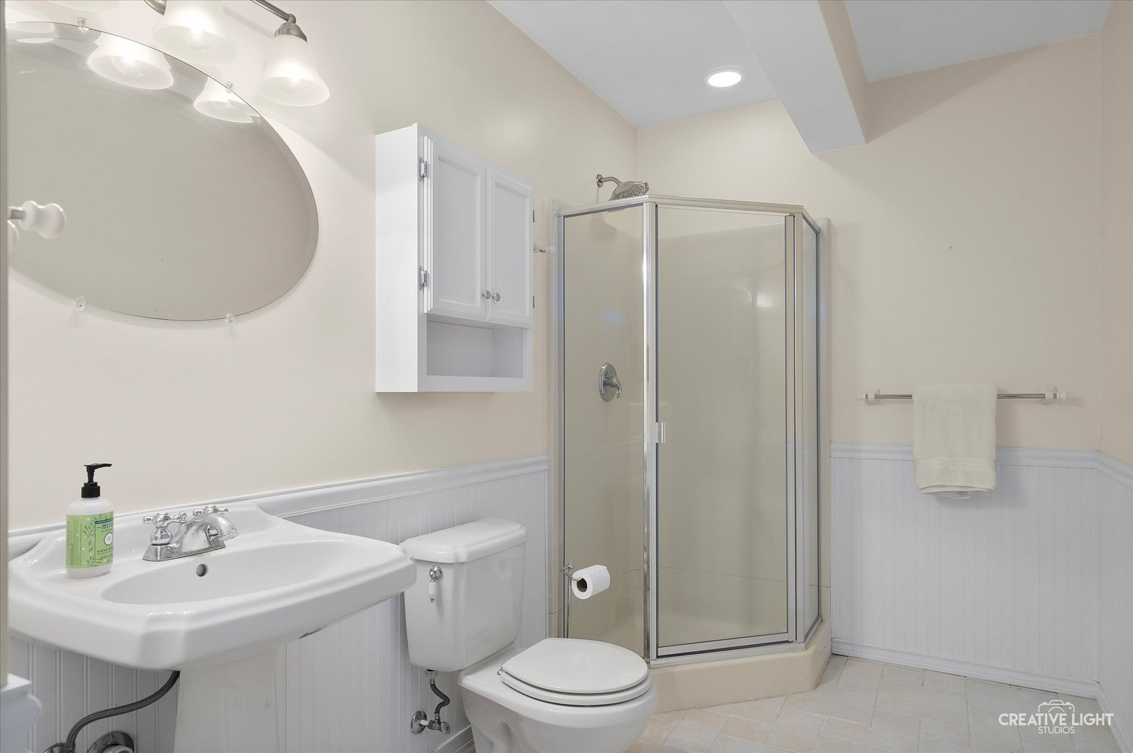 4N426 Robert Penn Warren Cove