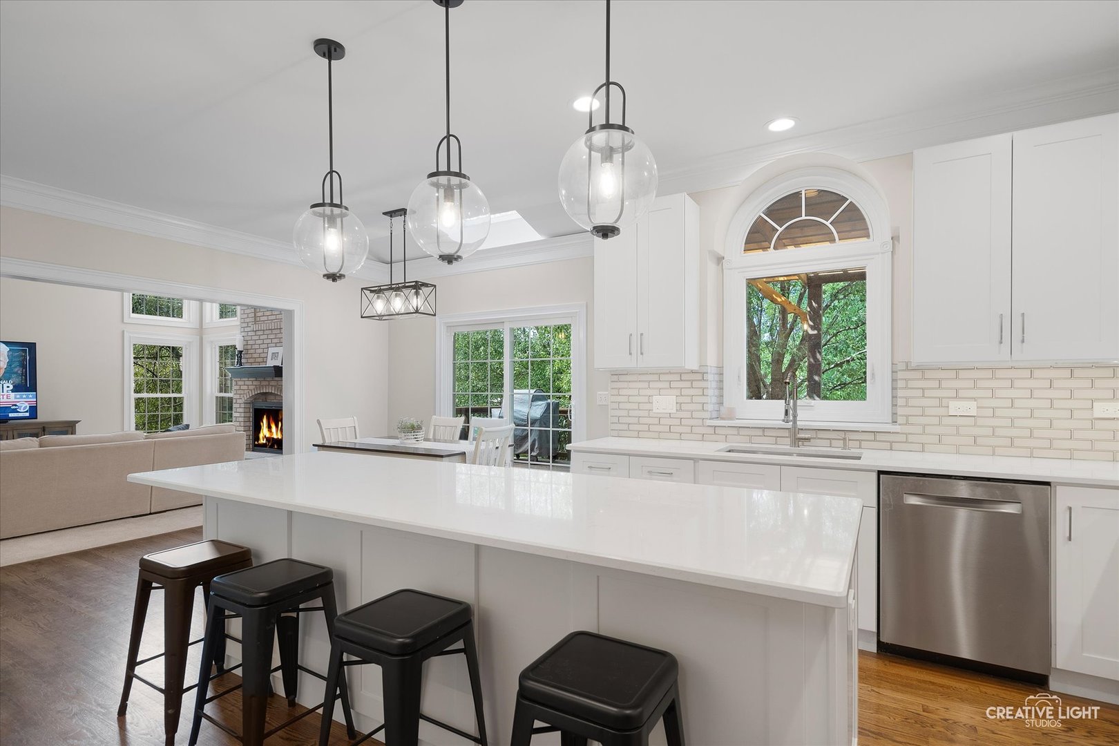 4N426 Robert Penn Warren Cove