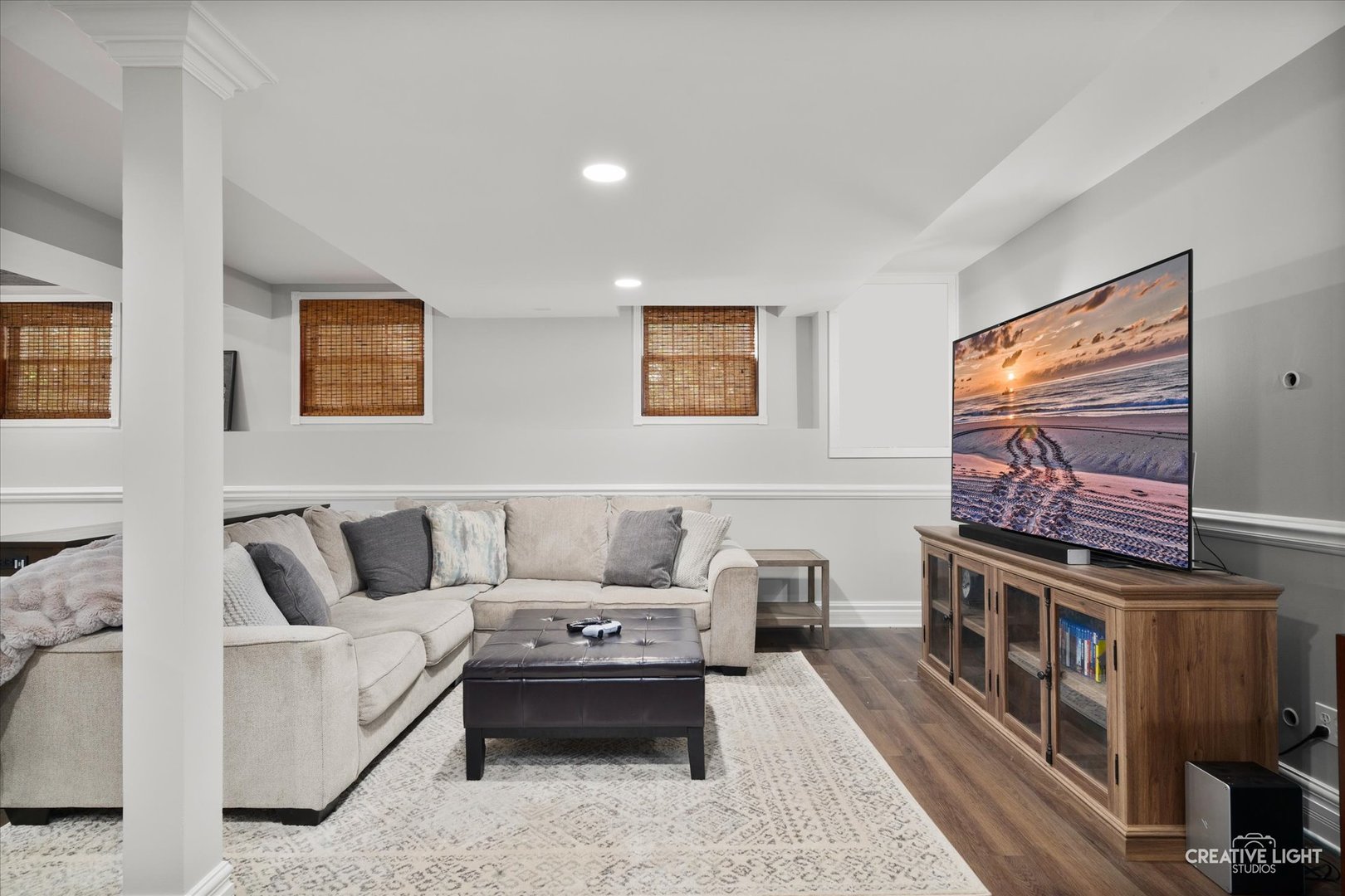 4N426 Robert Penn Warren Cove