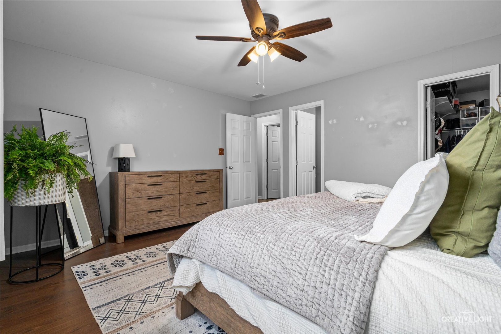 1005 Georgian Place Unit: 1005