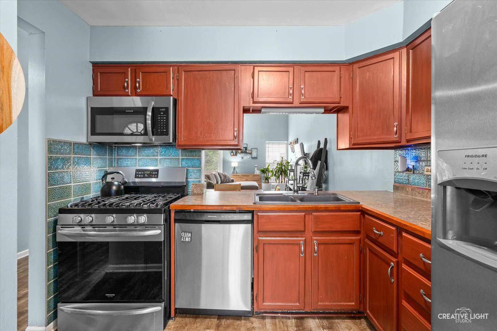 1005 Georgian Place Unit: 1005