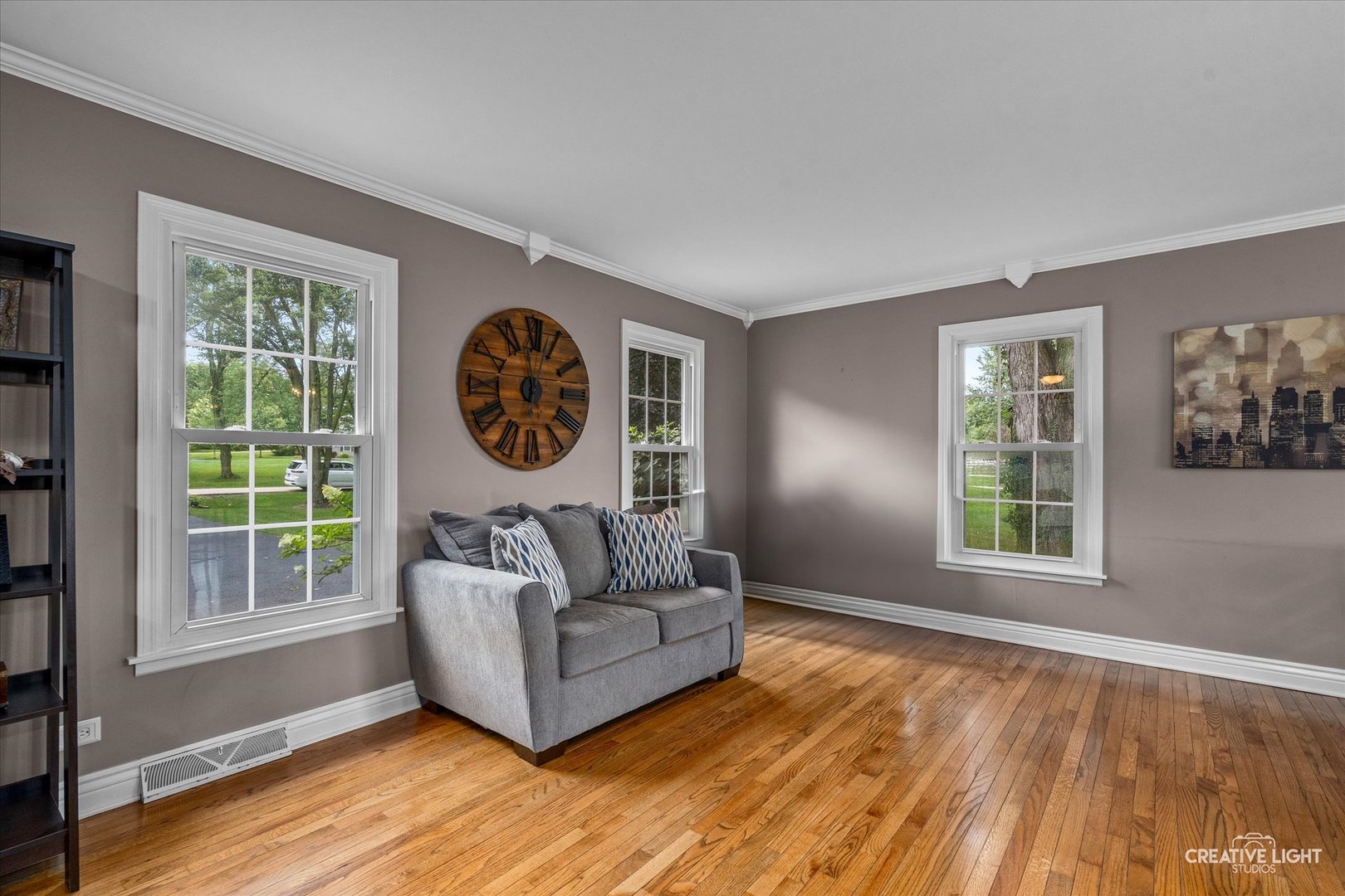 6N162 Far View Court