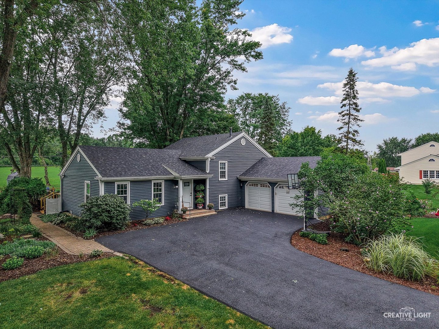 6N162 Far View Court