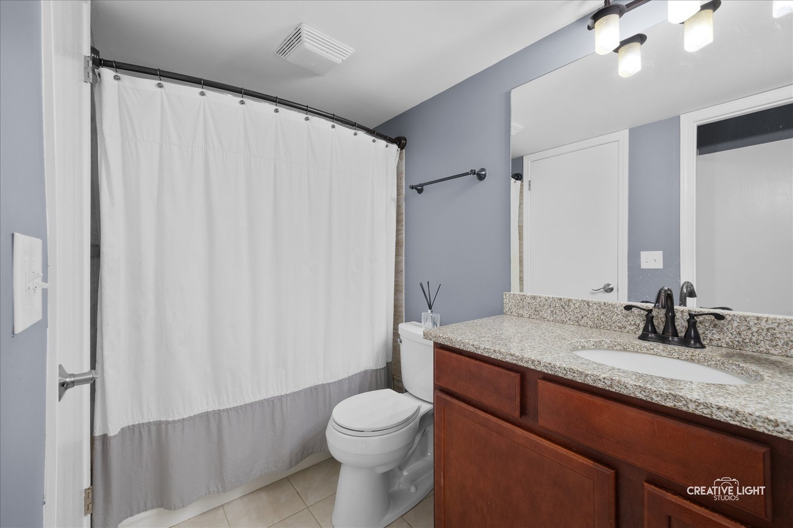 120 Glengarry Drive Unit: 212