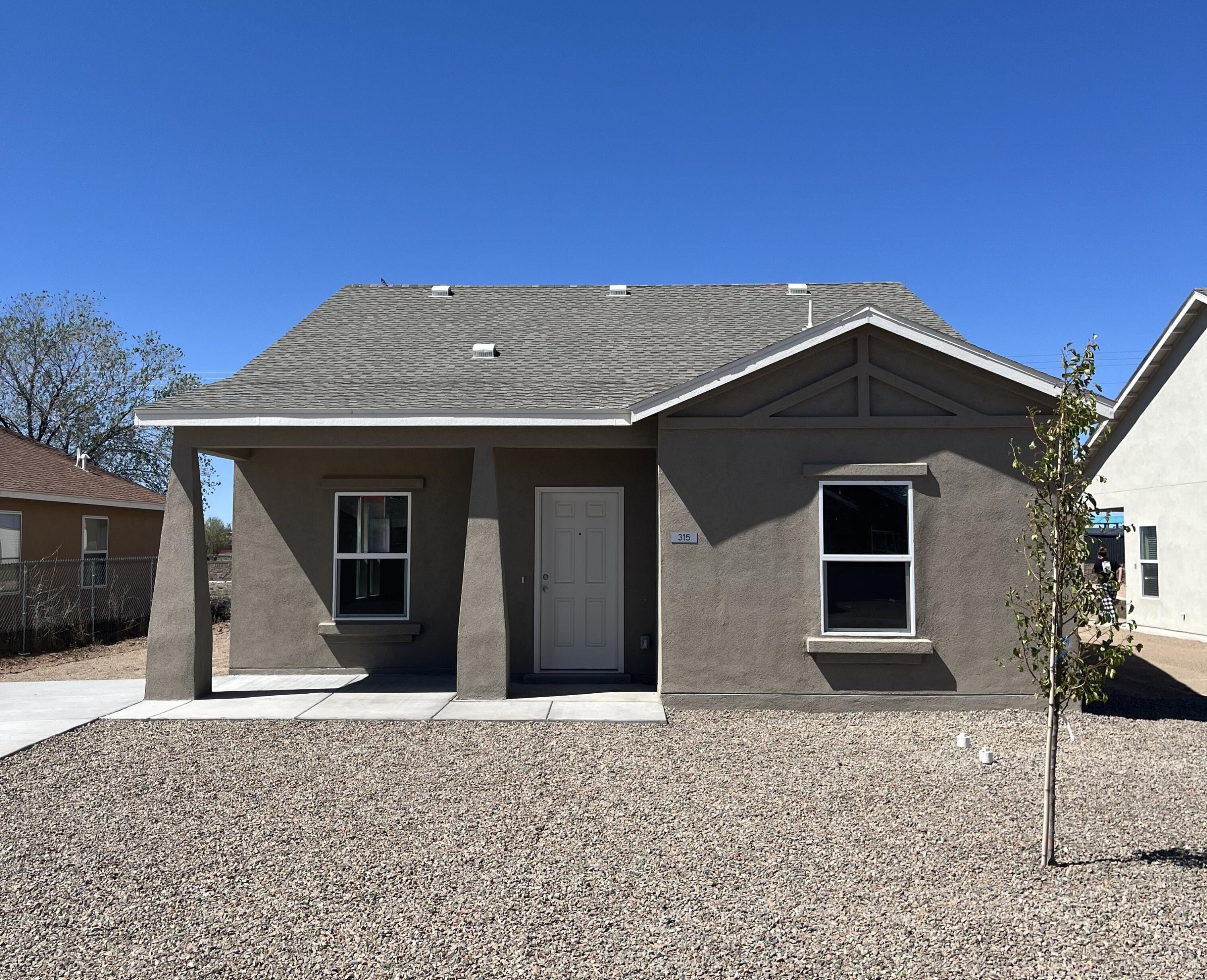 315 Camino Eric