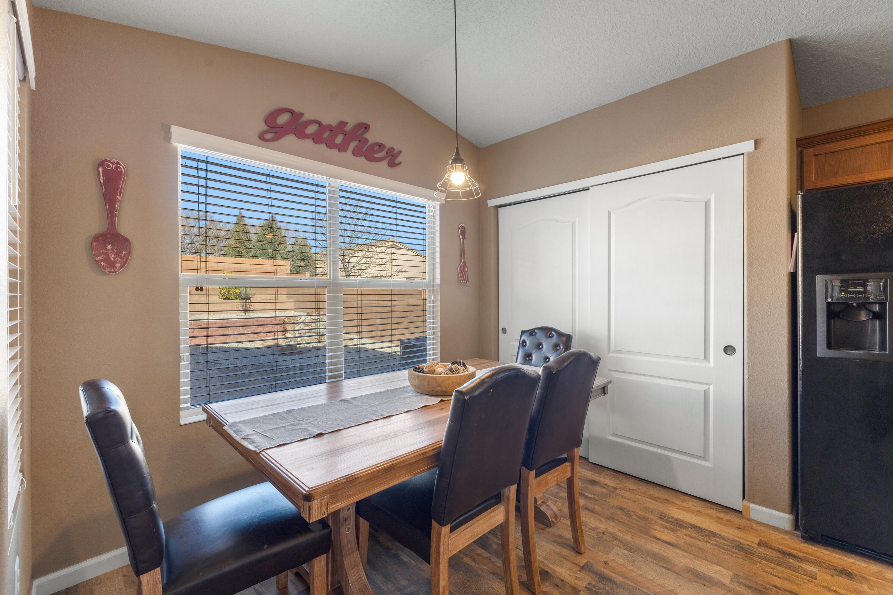 2512 Mesa Crotalo Road SE