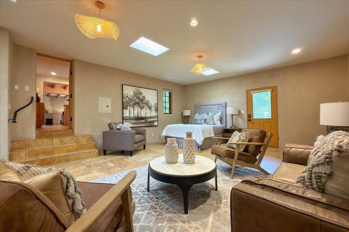 357 E Alameda