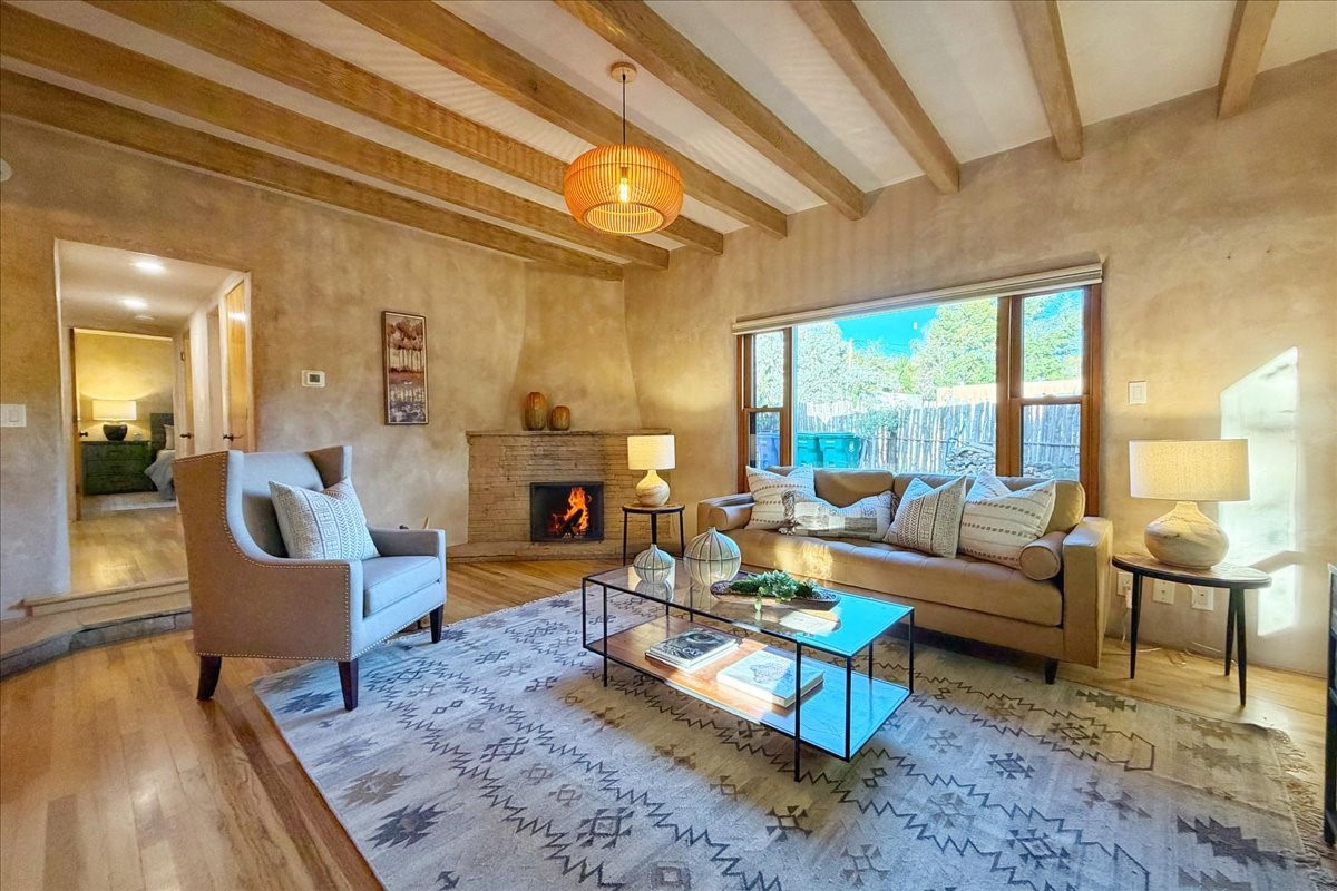 357 E Alameda