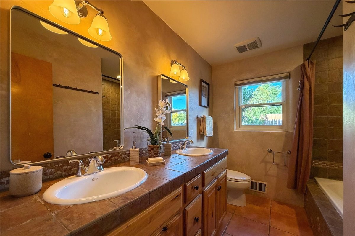 357 E Alameda