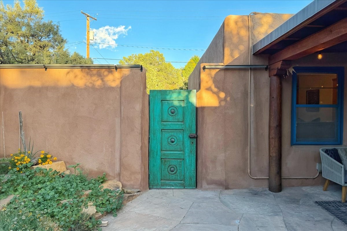 357 E Alameda