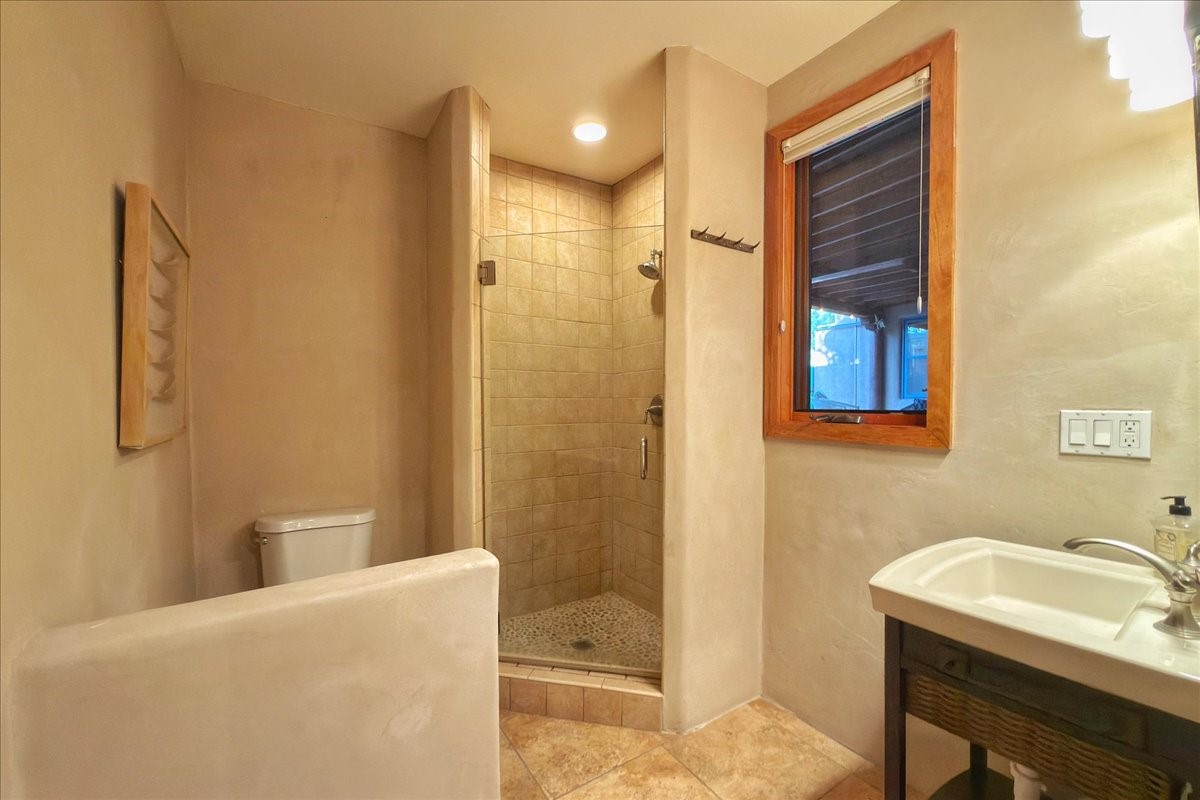 357 E Alameda