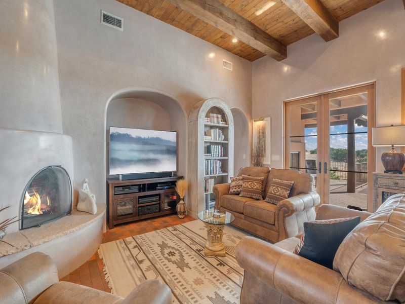 33 E Saddleback Mesa