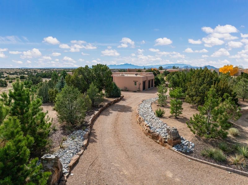 33 E Saddleback Mesa