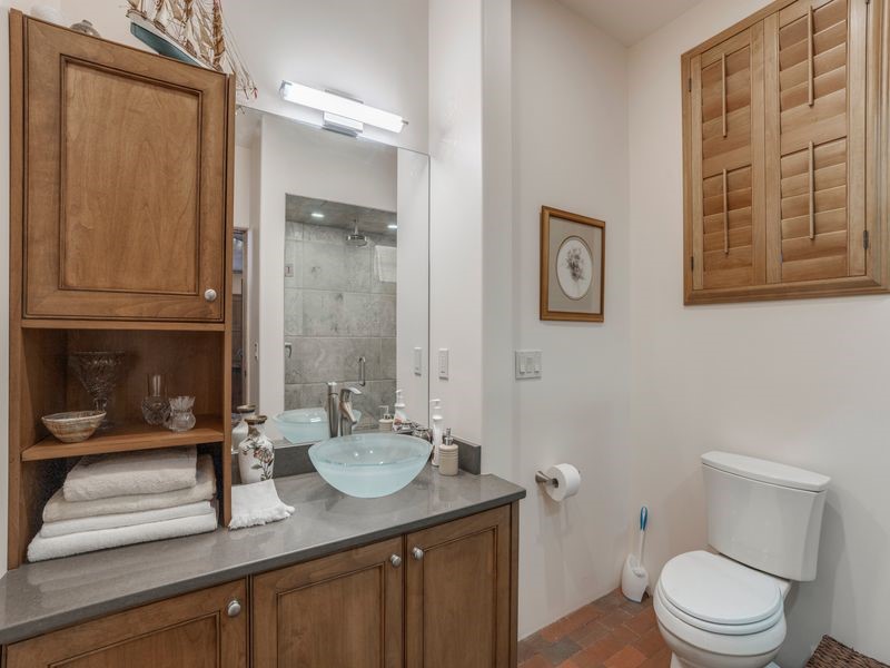 33 E Saddleback Mesa