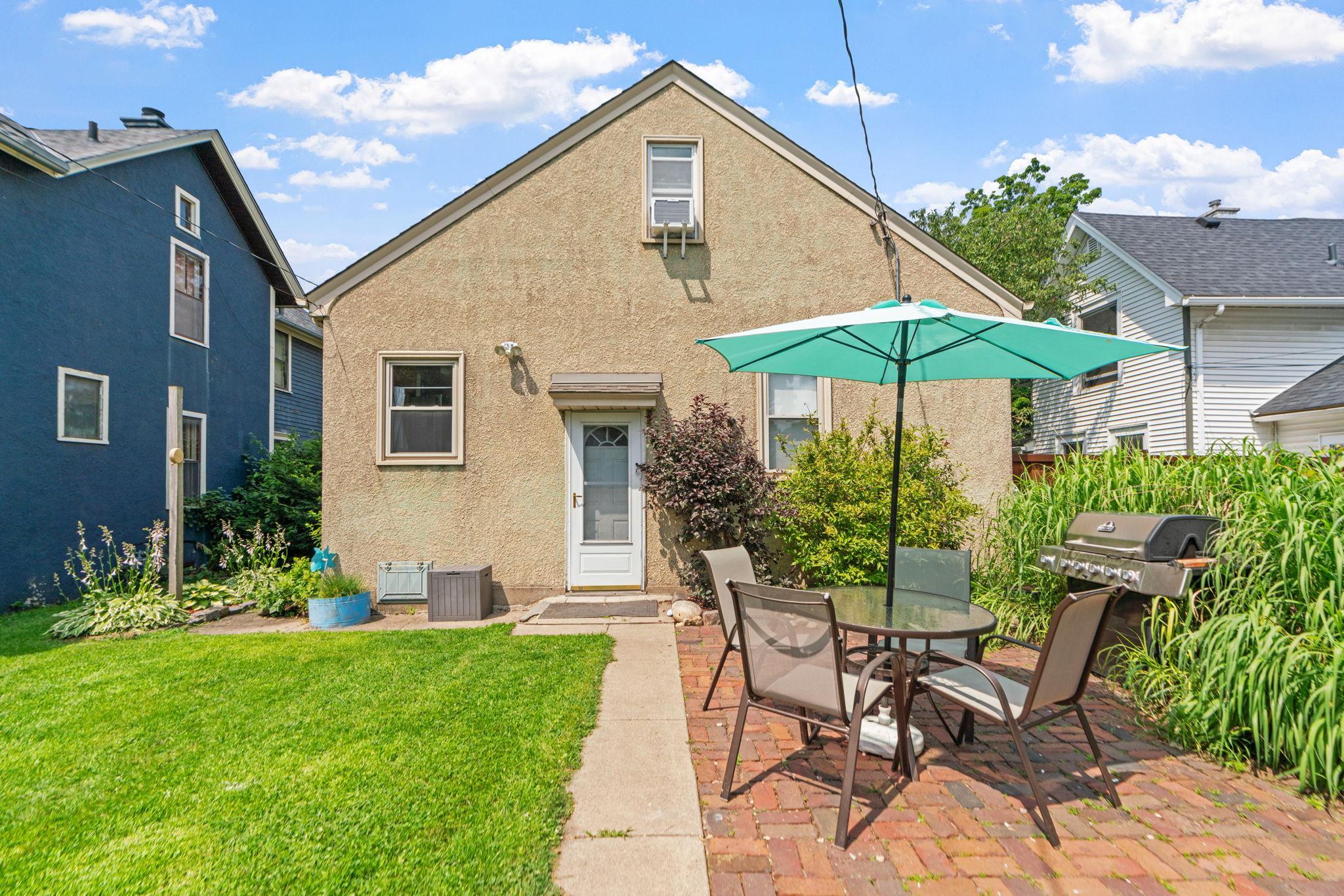 719 Jefferson Street NE
