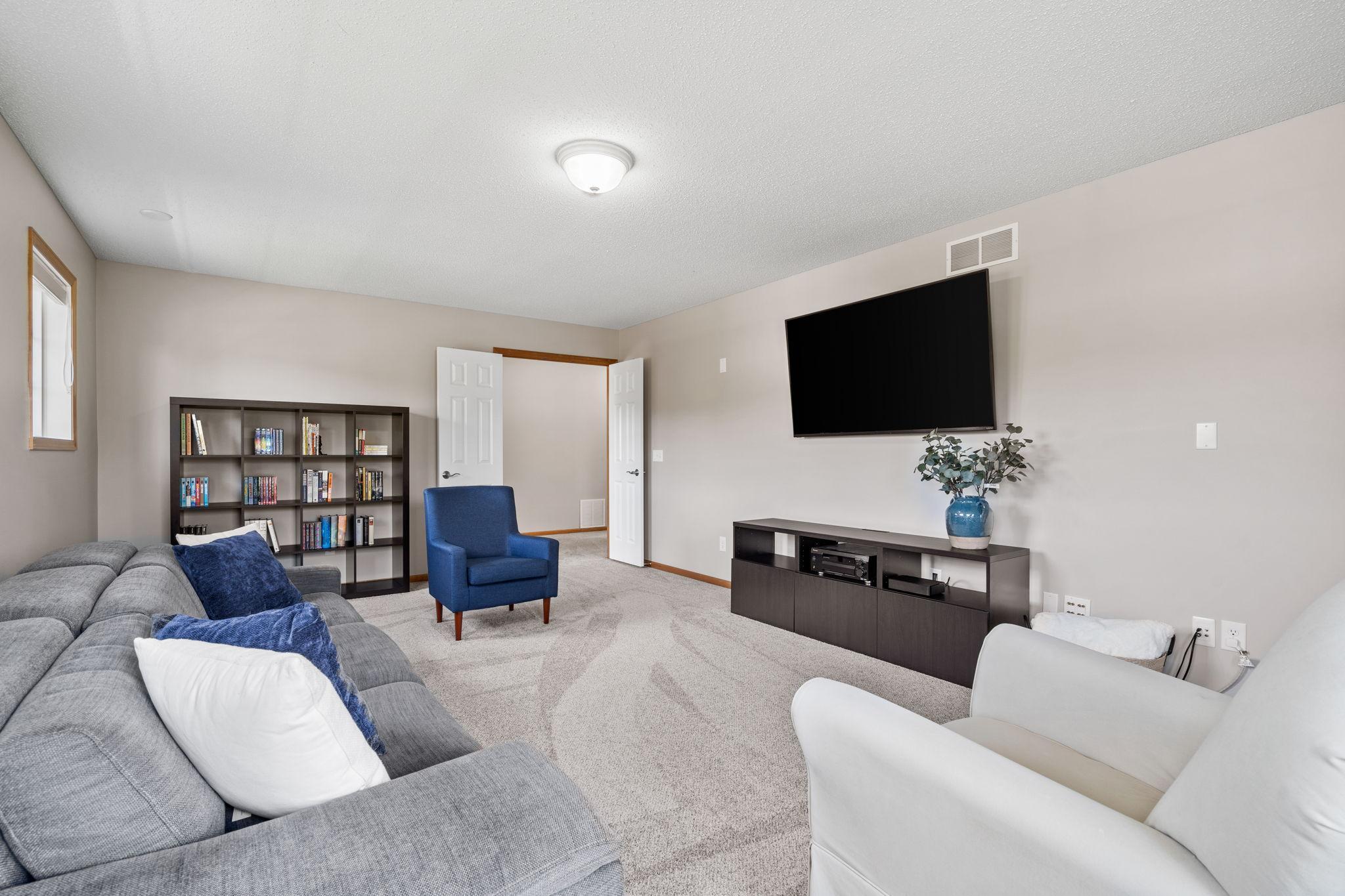 1614 117th Avenue NE