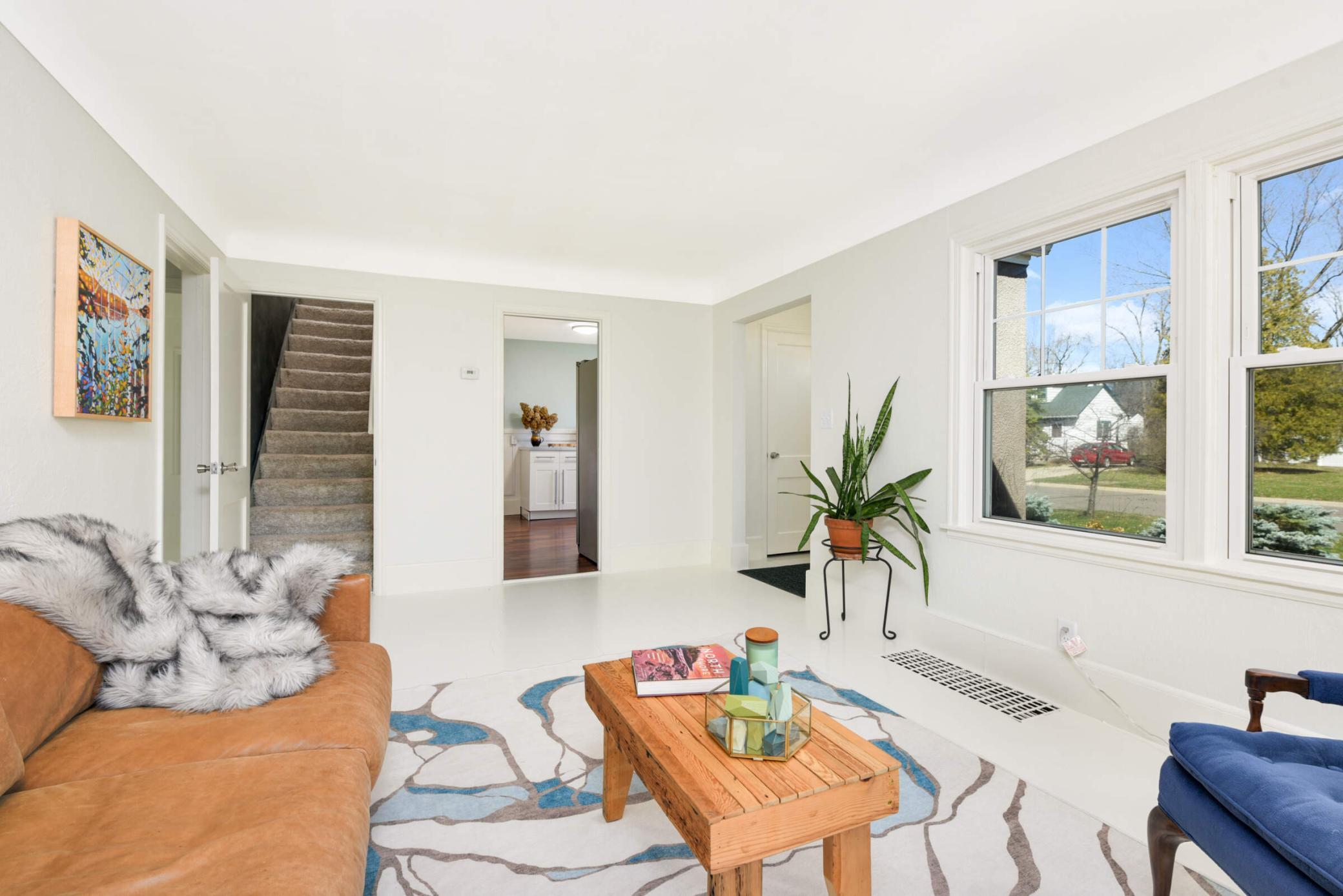 946 Grandview Avenue W