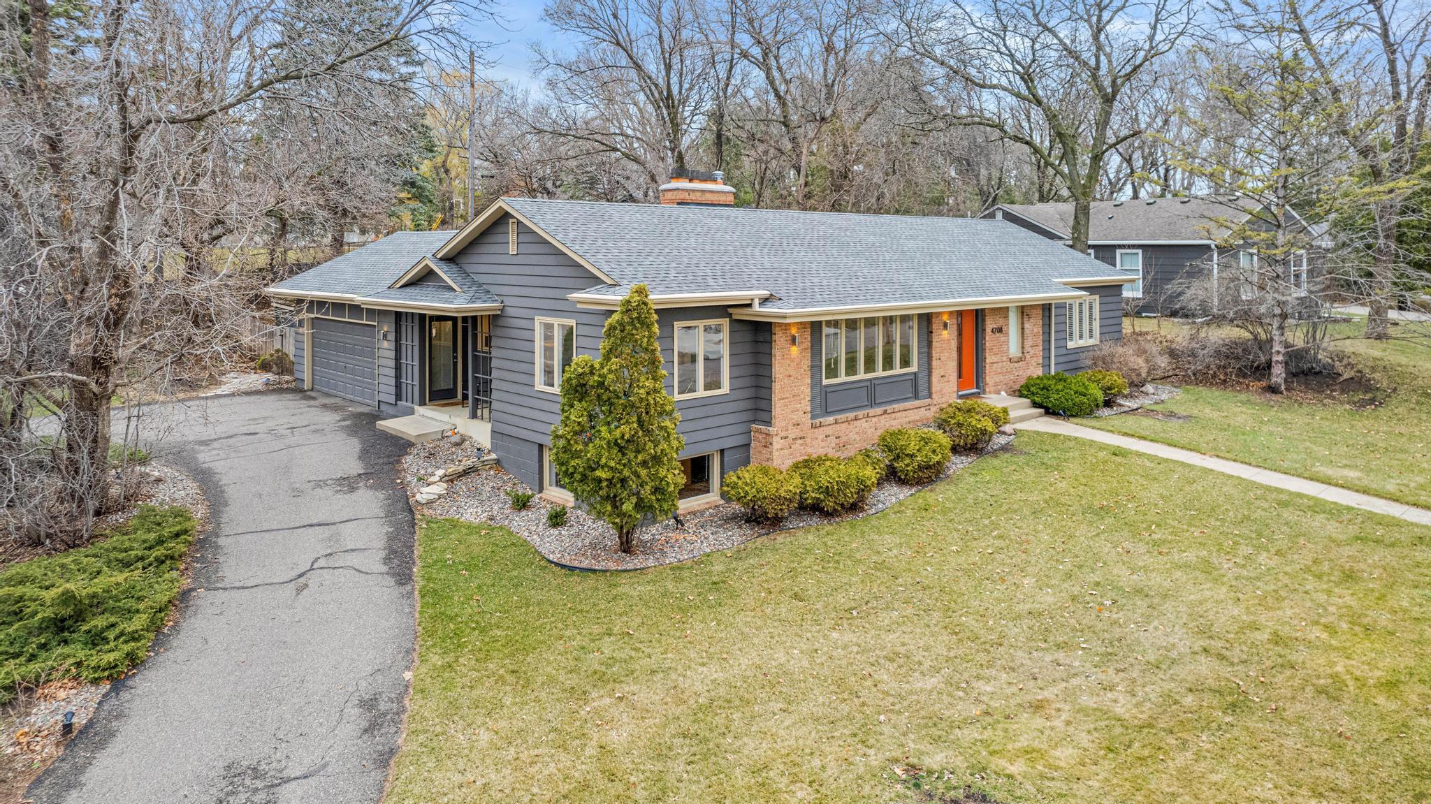 4708 Forest Circle