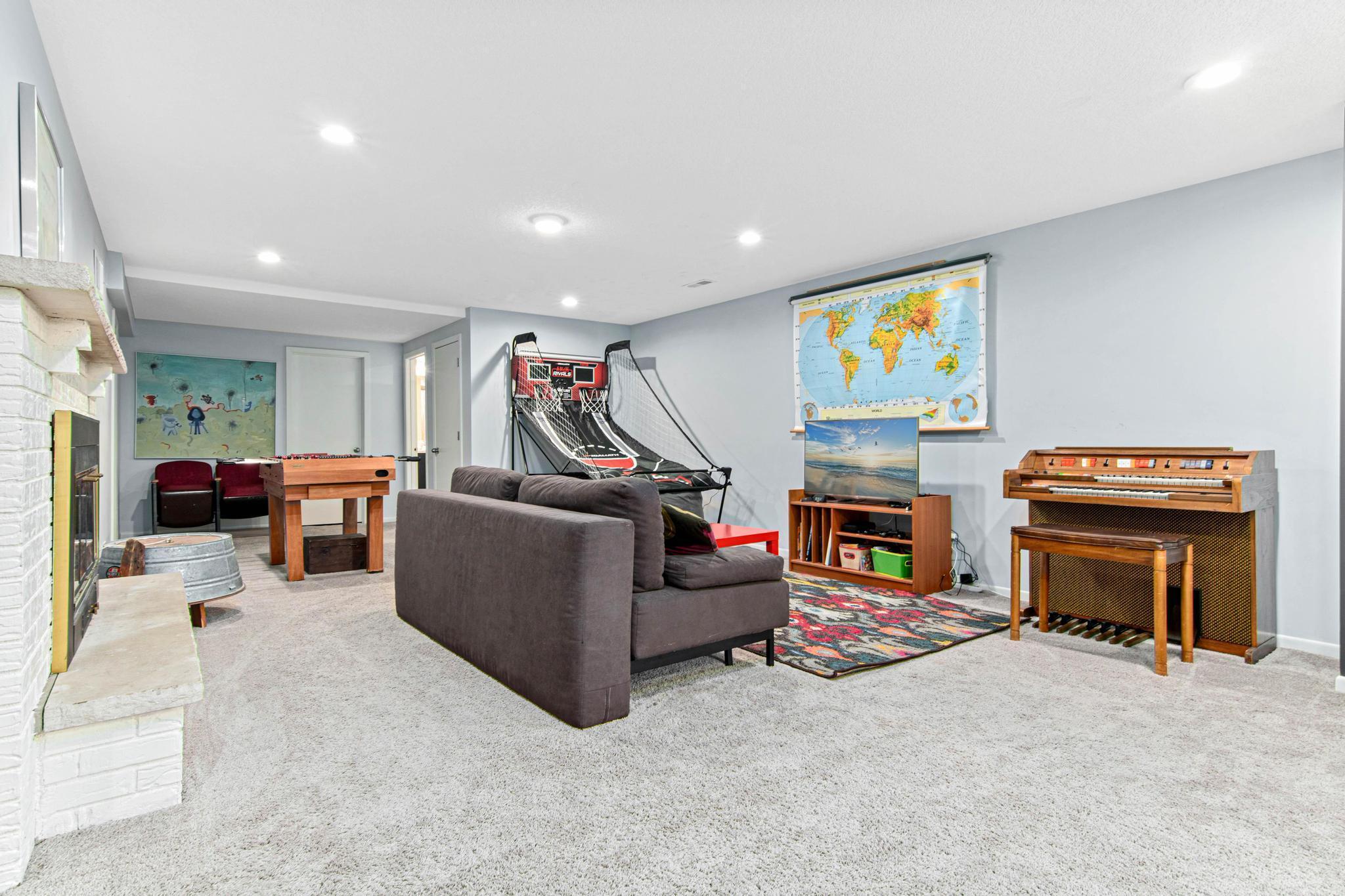 4708 Forest Circle